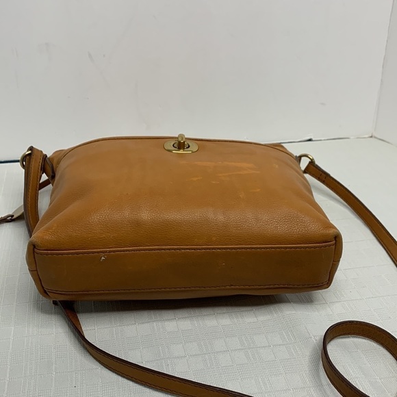 Margot Tan whiskey Leather turnlock crossbodybag - Picture 5 of 9